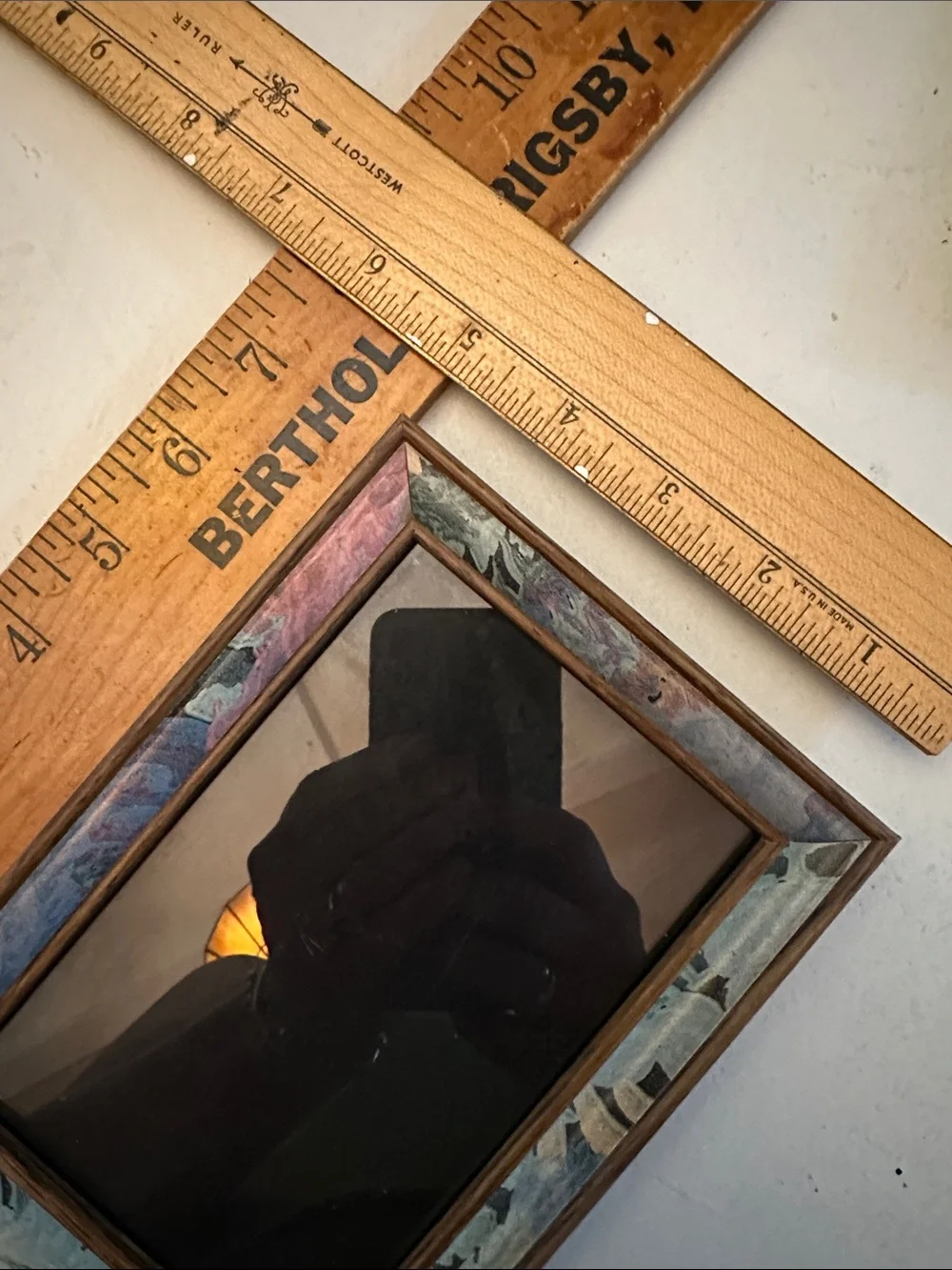 VINTAGE 80'S 90'S WOOD FLORAL PICTURE FRAME FITS 4x6